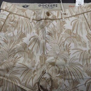 Dockers Alpha Mens 38 32 Tan Slim Fit Chino Pants